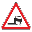 Дорожный знак 1.19 «Опасная обочина» (металл 0,8 мм, I типоразмер: сторона 700 мм, С/О пленка: тип А коммерческая)